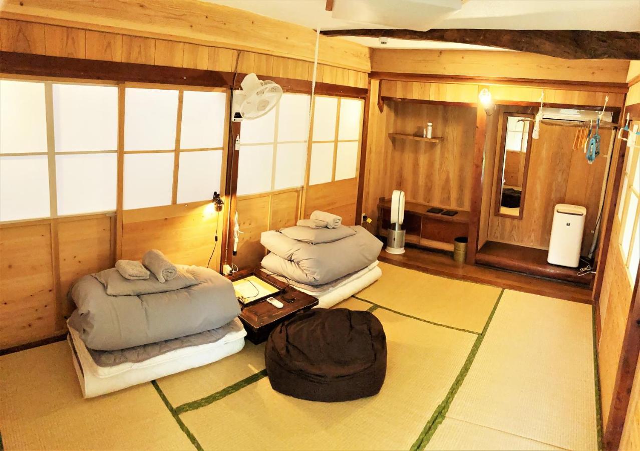 奄美ゲストハウス Hub A Nice Inn Setouchi  Exterior photo