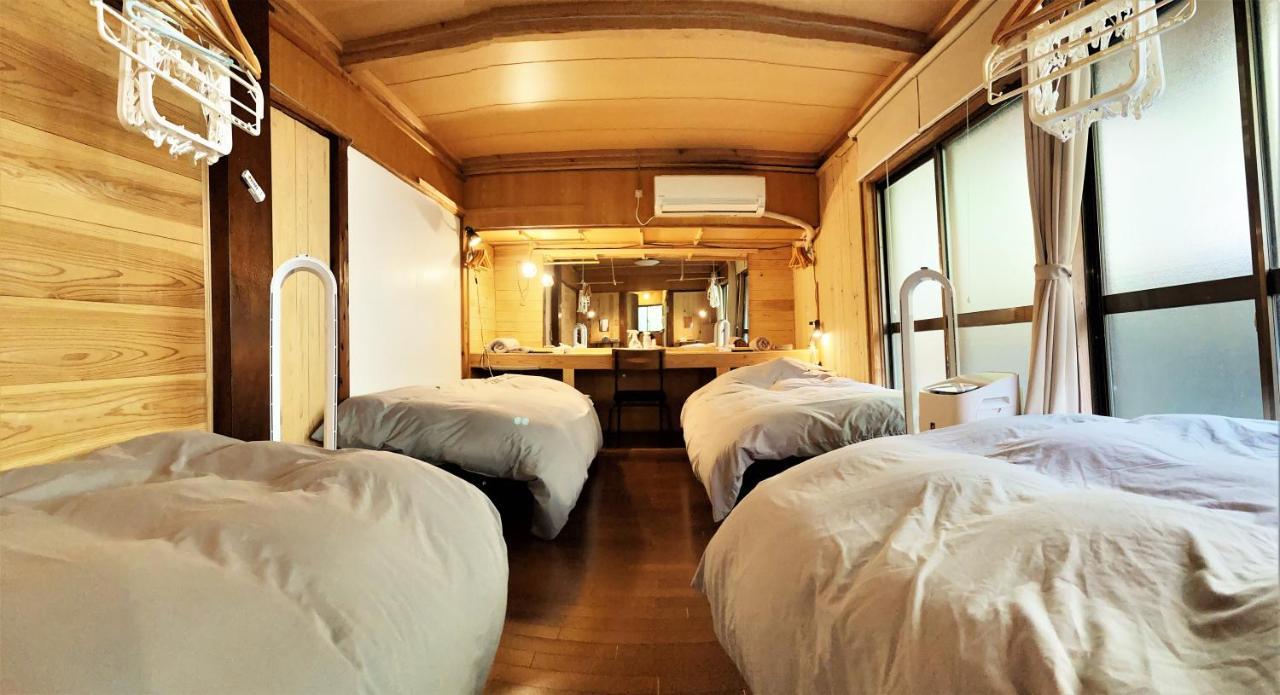 奄美ゲストハウス Hub A Nice Inn Setouchi  Exterior photo