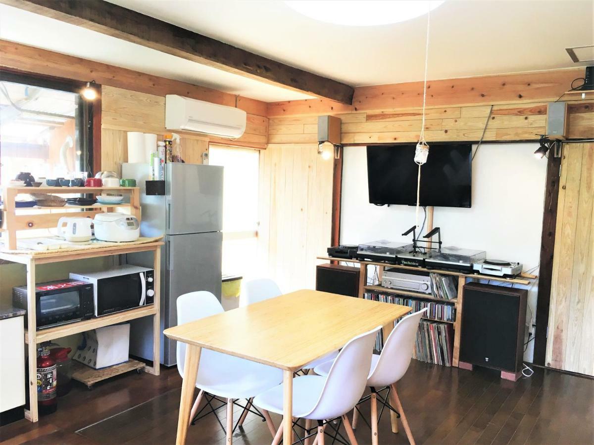 奄美ゲストハウス Hub A Nice Inn Setouchi  Exterior photo