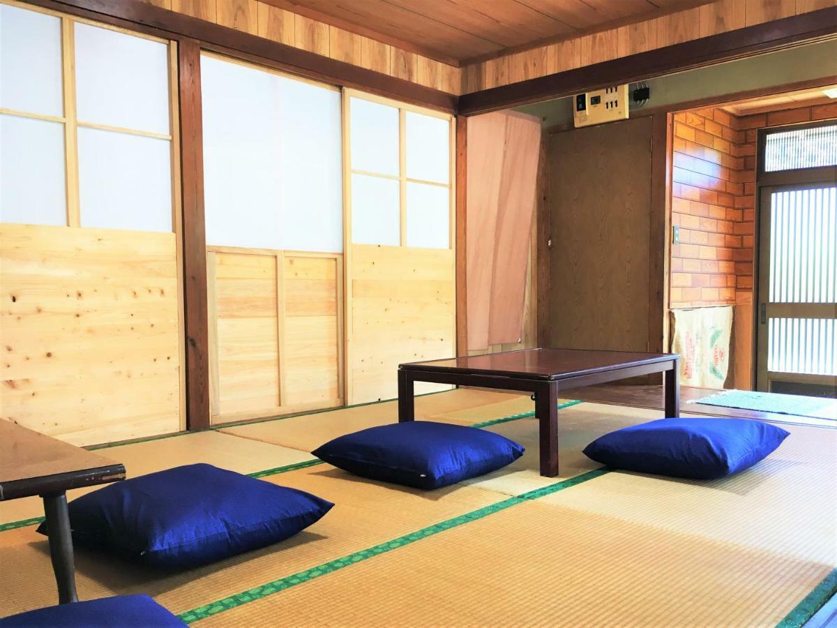 奄美ゲストハウス Hub A Nice Inn Setouchi  Exterior photo
